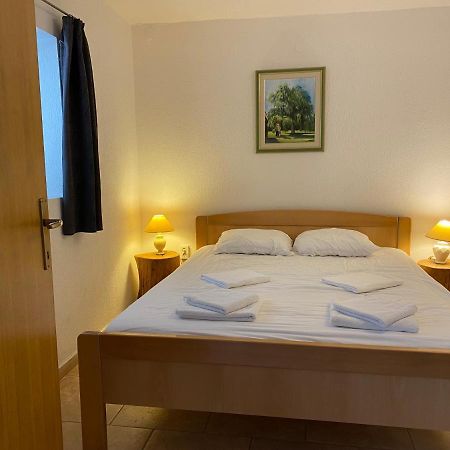 Apartments Istra Nielsen เปรมันตูรา ภายนอก รูปภาพ