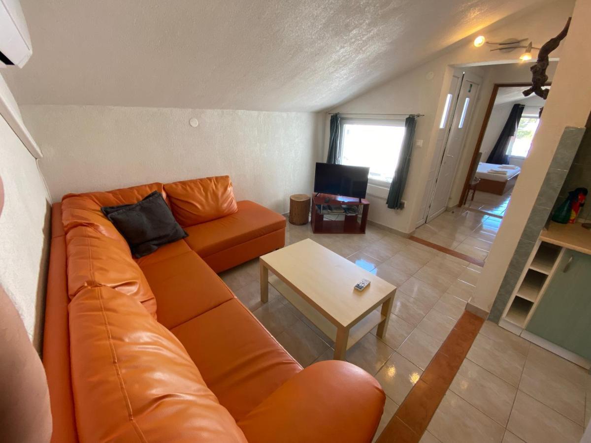 Apartments Istra Nielsen เปรมันตูรา ภายนอก รูปภาพ