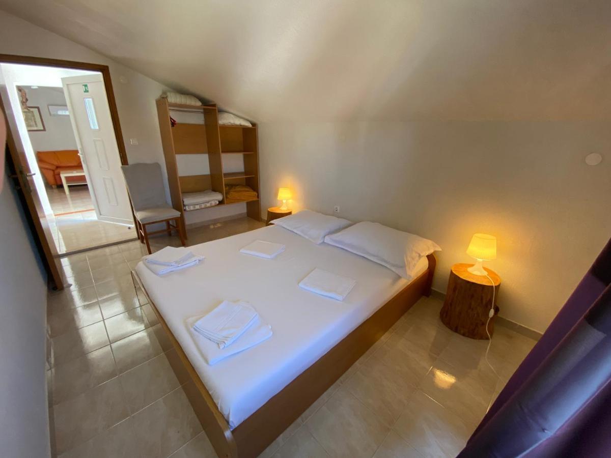 Apartments Istra Nielsen เปรมันตูรา ภายนอก รูปภาพ